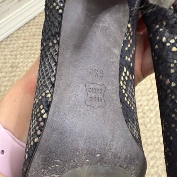 Donald j. Pilner peep toe heels faux snake skin black gold  size 6.5 - Picture 9 of 11